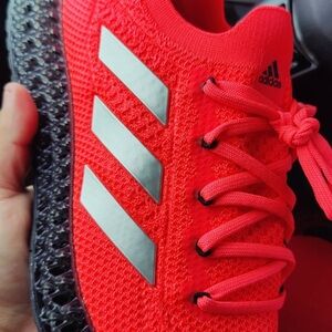 adidas 4DFWD Legacy Indigo Turbo red.